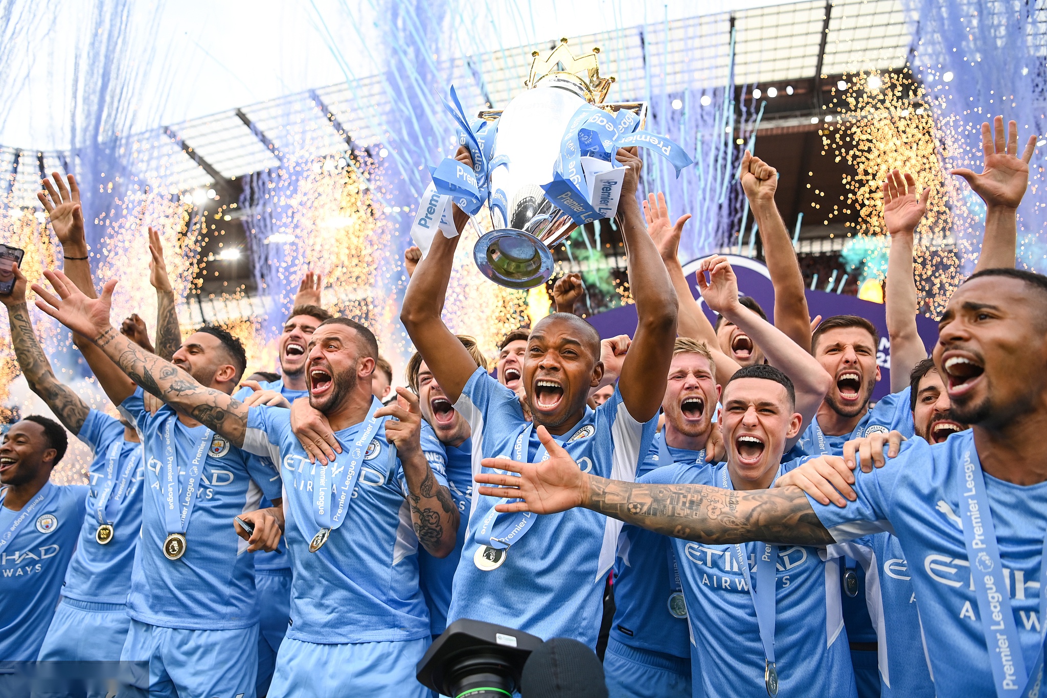 9个篮板和 9个篮板和